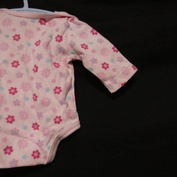 LOVE N CUDDLES | 10 lbs - 1 month | Pink Floral Onesie - Diaper Shirt - Picture 8 of 8